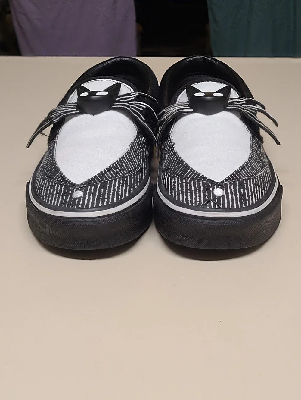 Vans X Nightmare Before Christmas Jake Skellington classic slip on sneakers Sz 8